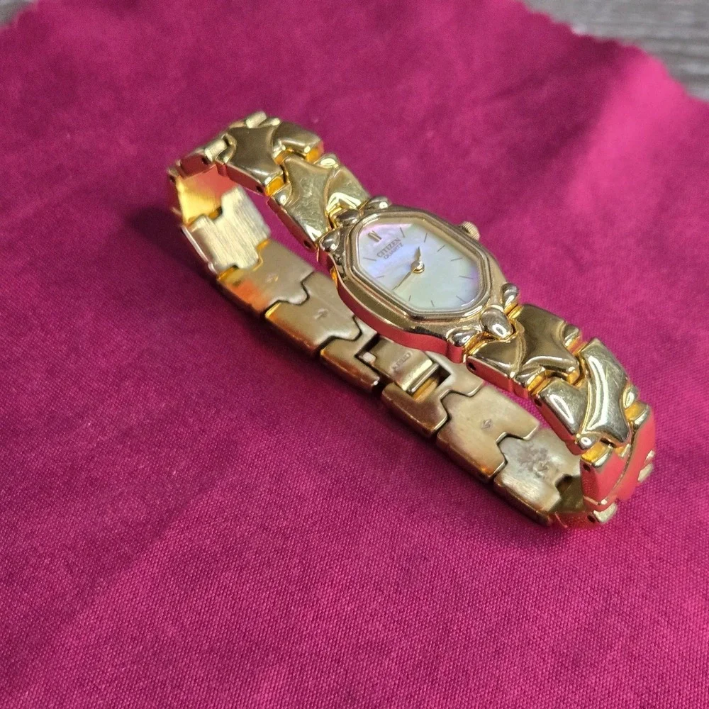 Citizen Women's Quartz Watch Gold Tone Bracelet MOP Dial 3220-326130 Parts